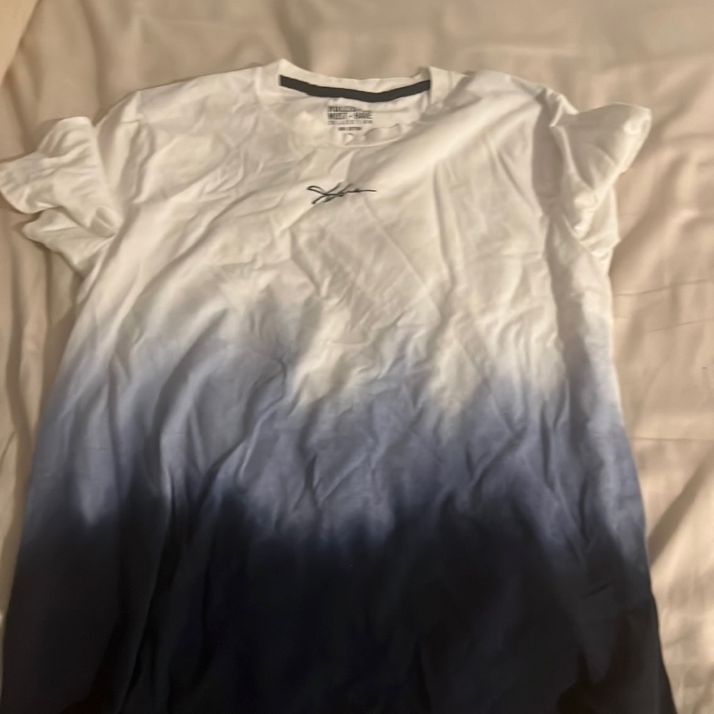 Hollister White to Blue Tee S